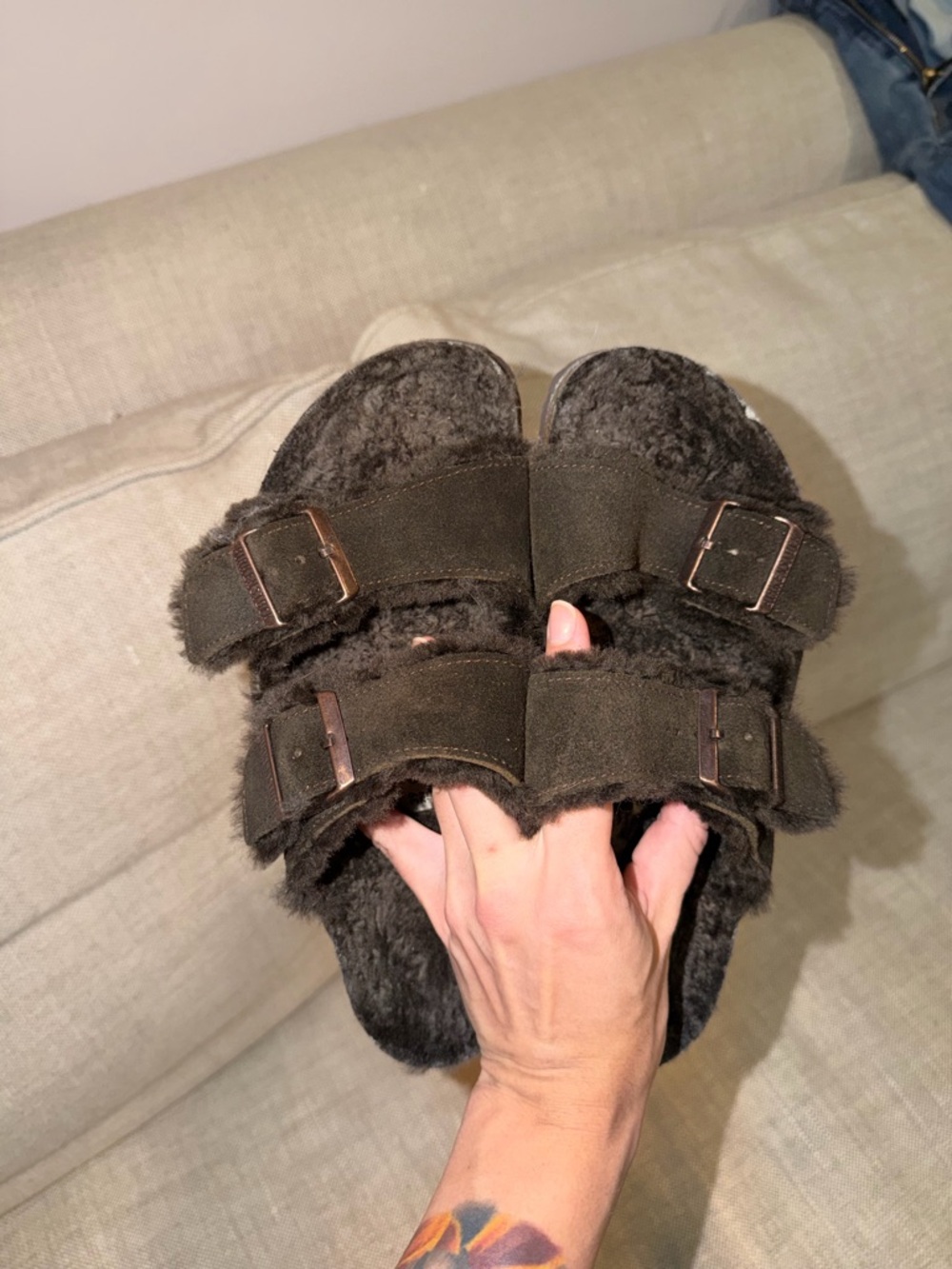 Birkenstock Women’s Arizona Shearling in Mocha Suede